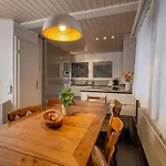 2 With And Mountain View 15 Minutes To Interlaken فيلة سبيز