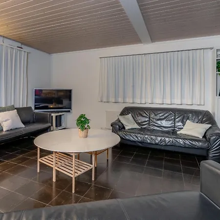 2 With And Mountain View 15 Minutes To Interlaken 施皮茨