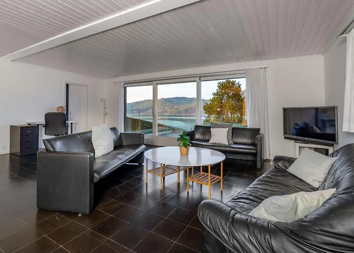 Villa 2 With And Mountain View 15 Minutes To Interlaken *